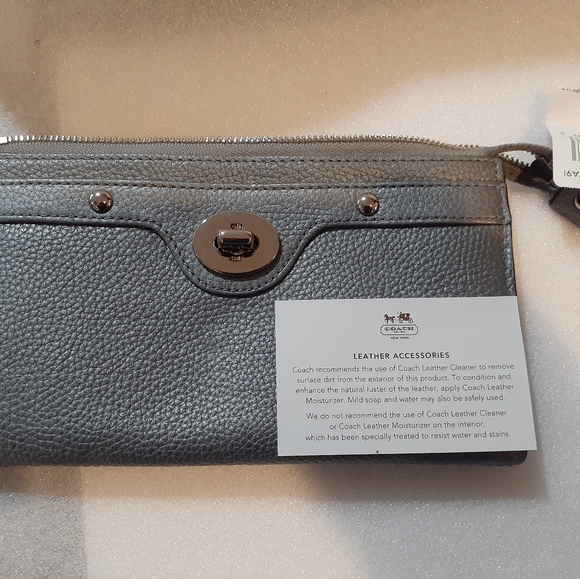 Coach Pen Leather Zipper Wallet Purse New - Picture 4 of 8